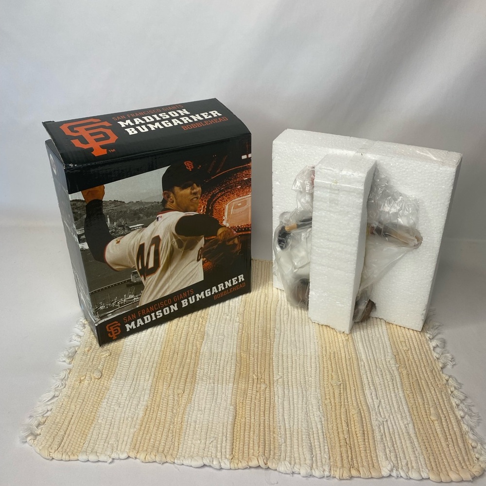 SAN FRANCISCO GIANTS MADISON BUMGARNER BOBBLEHEAD SGA 2012 MLB NEW in BOX PG&E 0
